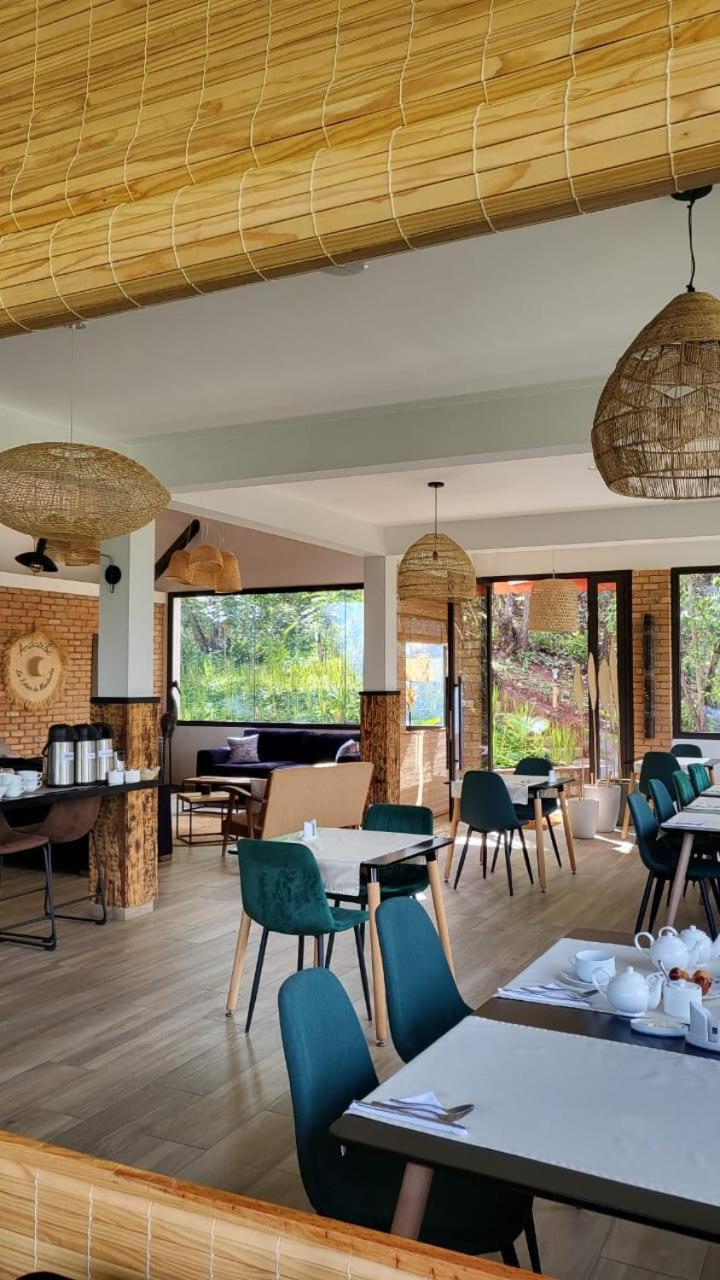 Relais De Mantadia Hotel Andasibe ภายนอก รูปภาพ