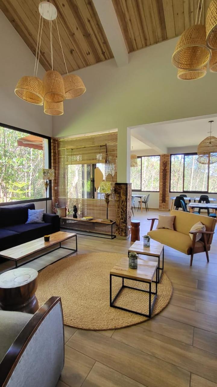 Relais De Mantadia Hotel Andasibe ภายนอก รูปภาพ